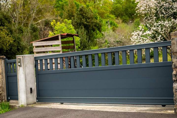 Des menuiseries extérieures solides pour protéger et valoriser votre maison